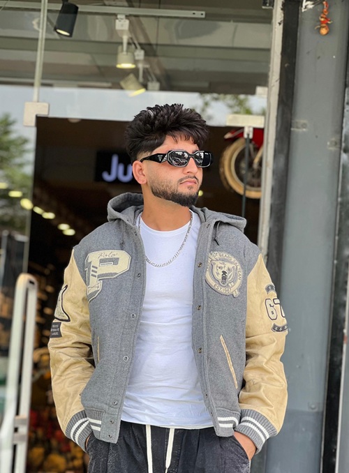 Raviinder Singh